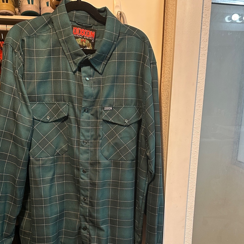2XL DIXXON The wreath worn 2 times Plaid Button-Up Shirt